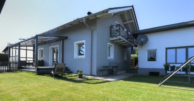 Einfamilienhaus mit großem Grundstück – einzugsbereit & mit zusätzlichem Baurecht