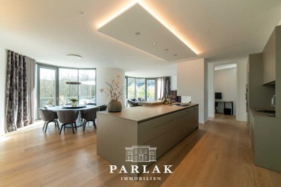 Designer-Penthouse mit atemberaubendem Blick über den Stadtwald