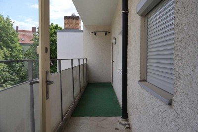 Helle großzügige 2-Zimmer-Wohnung privat in Berlin-Spandau zu verkaufen