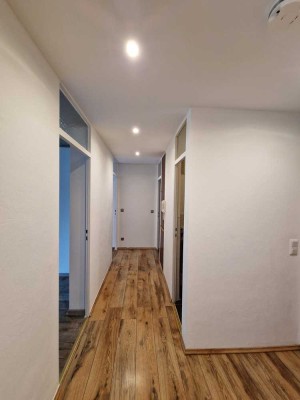 Helle 3-Zimmer-Erdgeschosswohnung mit Einbauküche in Nürnberg – Wohlfühlcharakter inklusive