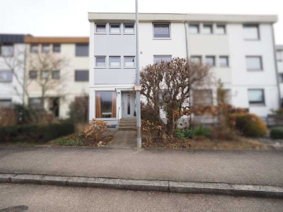 ++TOPZUSTAND++ 2-Familien-Haus mit 2 Garagen in begehrter Lage von Neu-Ulm/Gerlenhofen