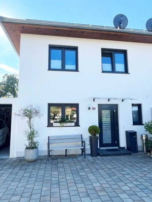 A+ DHH (BJ 2020) mit Hobbyraum, Solar+Batterie, Garage+Carport & Top-Anbindung