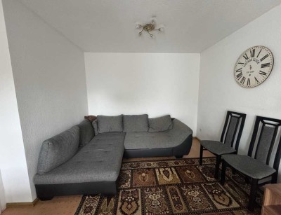 Möblierte 2-Zimmer-Wohnung mit Balkon zur Miete