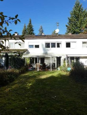 Reihenmittelhaus mit Garage im Herzen von Ottbrunn