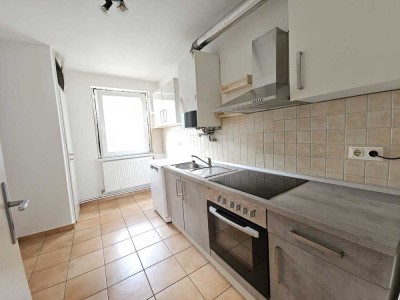 Moderne 2 Zimmer Wohnung in der List mit EBK und Balkon
