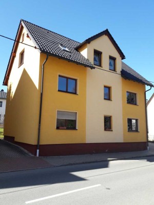 Großzügige, helle Familienwohnung