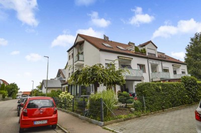* Pendler aufgepasst! * Charmante 3-ZKB Dachgeschosswohnung mit Garage in ruhiger Lage