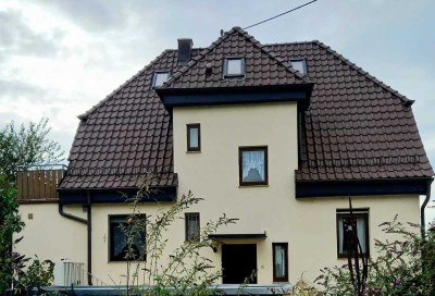 Provisionsfrei: Wir verkaufen unser charmantes 2-Familien-Haus mit viel Potential