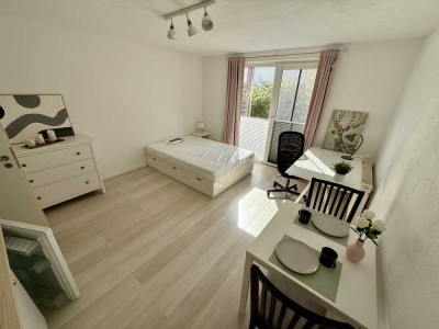 Möbliert wohnen: Zentrale 1-Zimmer-Wohnung mit Terrasse in Lüneburg