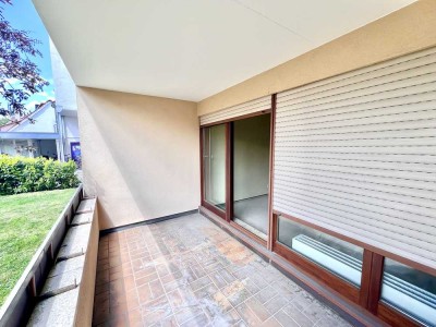 Zentrumsnahe gepflegte Wohnung mit drei Zimmern und Balkon