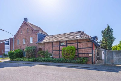 Gebäudekomplex (Resthof) mit viel Potential auf schönem Grundstück