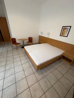Gemütliche 2-Zimmer Altbauwohnung mit Einbauküche