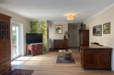 Großzügige Gartenwohnung mit Poolbenutzung