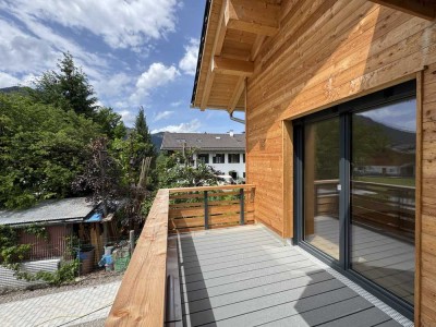 Licht, Raum & Panorama – stilvolle Dachgeschosswohnung mit besonderem Flair - A-WE08