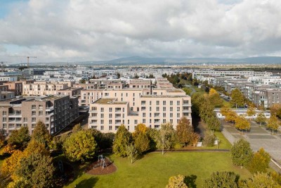 Großzügige Dachterrasse trifft auf urbanes Wohngefühl: 2-Zimmer-Wohnung in Frankfurt