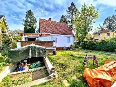 Wohnen mit Lebensqualität: Einfamilienhaus in Potsdam mit Garten & Pool – provisionsfrei