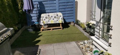 Charmante 3,5-Zimmer-Erdgeschosswohnung mit Terrasse, hochwertiger Einbauküche & Stellplatz