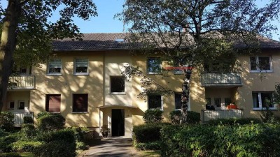 sonnige 3-Zimmer-Wohnung in Rheinnähe mit 2 Balkonen & Wohnküche sowie Einbauküche in Bonn-Beuel