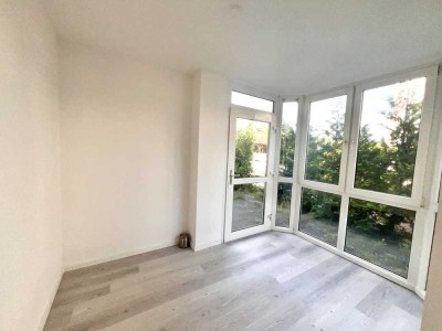 Charmante 2-Zimmer-Wohnung mit Terrasse und Stellplatz