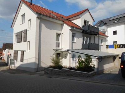 Hochwertige helle 3-Zimmer DG-Wohnung im zentralen Grüngürtel von Wörrstadt