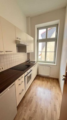 Sofort einziehen - die Küche ist schon drin.