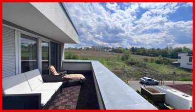 Moderne Eleganz für Familien: Reihenendhaus in Feldrandlage