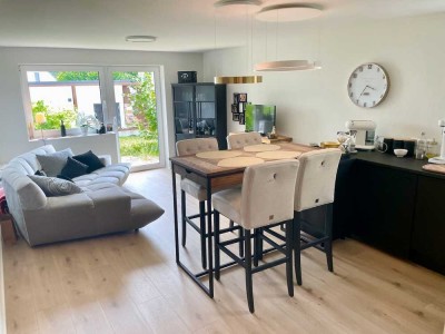 Sanierte 2,5-Zimmer-Wohnung mit Terrasse und moderner Ausstattung