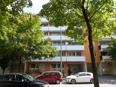 Gemütliche 1-Zimmer-Wohnung mit Balkon und EBK in Milbertshofen, München