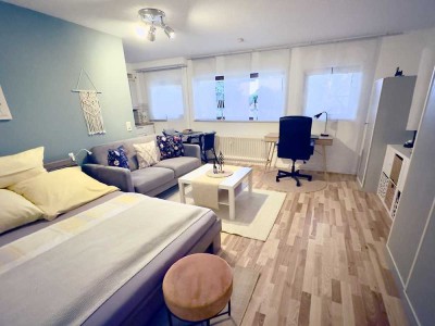 Voll möbliertes und ausgestattetes Apartment All Inklusive mit Reinigungs- und Bettwäscheservice