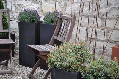 Im beliebten Rennweg! Helle 3,5-Zimmer-Wohnung mit eigener Terrasse, hohen Decken & Altbaucharme!