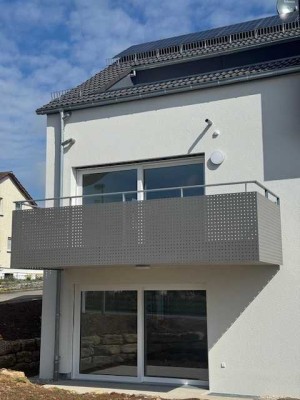 NEUBAU Exkl.4 Zimmer Wohnung im Ergeschoss mit EBK, Balkon, Garage und Stellplatz in 71083 Kuppingen