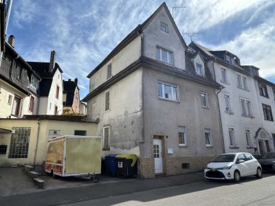 BIETERVERFAHREN - PROVISIONSFREI für Käufer - Sanierungsbedürftiges Zweifamilienhaus aus Nachlass