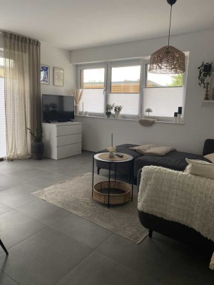 schöne *Neubau (2023)* Wohnung im Erdgeschoss inkl. Küche mit E-Geräten zu vermieten