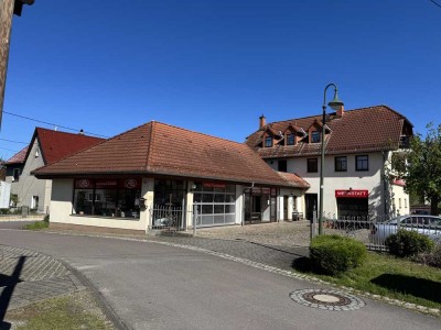 Wohnen und Arbeiten vereint ** EFH mit Kfz-Werkstatt und Ausstellung**