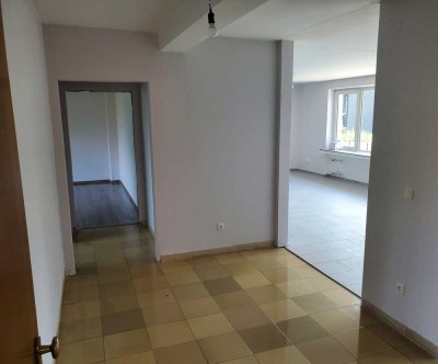 Ansprechende, helle 3,5  Raum-Wohnung in Bochum-Steinkuhl, mit gehobener Innenausstattung und Balkon