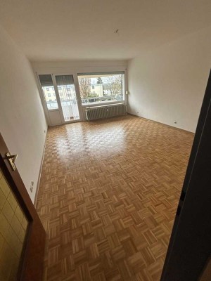 Helle 3-Zimmer Wohnung mit 70 m² in Saarbrücken