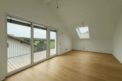 BERNDORF / Neue Dachterrassenwohnung Salzburger Seenland / Hohe neue Wohnbauförderung!