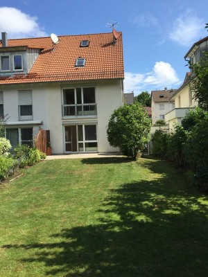 Schöne 6-Zimmer-Doppelhaushälfte mit EBK in Böblingen-Dagersheim Böblingen