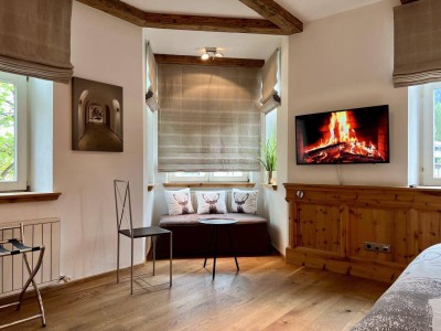 Kitzbühel: Exklusive Jahrhundertwende-Residenz mit privatem Spa &amp; Indoor-Pool