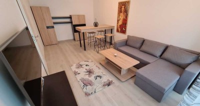 Attraktive und gepflegte 2-Zimmer-Wohnung mit Balkon und EBK in Reinsdorf