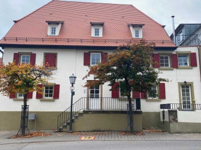 3-Zimmer-Maisonette-Wohnung in kernsaniertem Altbau in Duttenberg