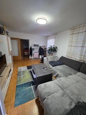 Moderne 3-Zimmer Neubauwohnung mit Balkon und Parkplätzen