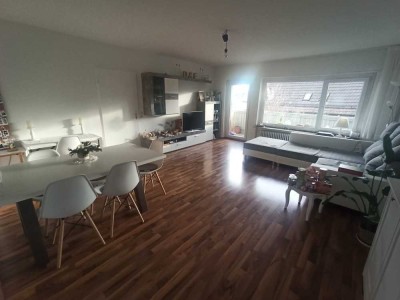 Schöne 3-Zimmer-Wohnung mit Balkon und Garage in Obrigheim