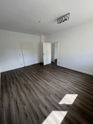 Schöne und helle 2ZKB Wohnung in Mannheim