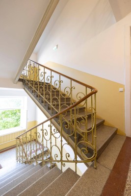 ELISABETH-VORSTADT I Generalsanierte 3-Zimmer-Altbauwohnung mit Balkon