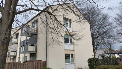 Maklerfrei: Attraktive und gepflegte 3-Raum-Wohnung mit Balkon in Bonn