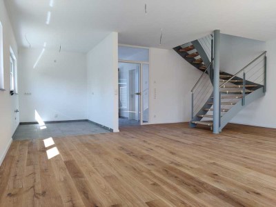 Doppelhaushälfte in Fallersleben/Kleekamp KfW-40 Energiesparhaus, Baujahr 2022