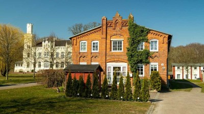 Mehrfamilienhaus im historischen Backsteinstil