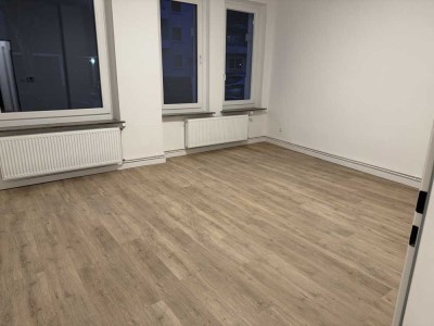 Kernsanierte 2-Zimmer Wohnung im EG in Hamburg-Harburg