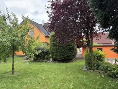 PROVISIONSFREI - Geräumiges 2-Familienhaus in Mering/St. Afra